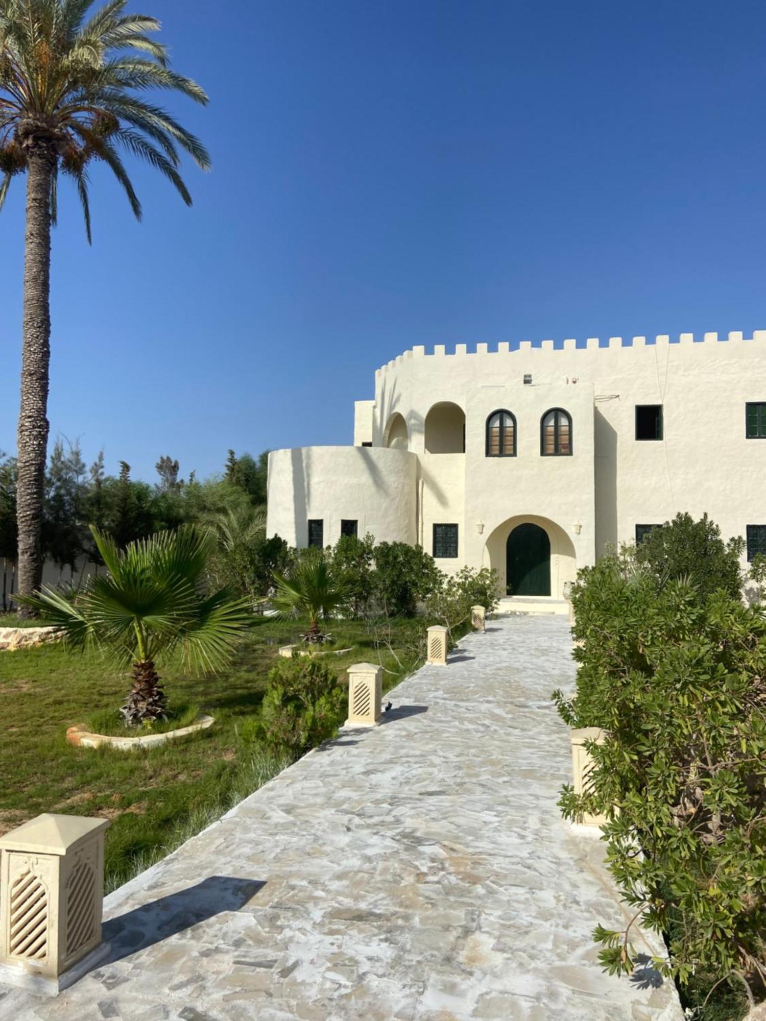 Dar Oueghlani - Maison D'Hotes El Mây Екстериор снимка